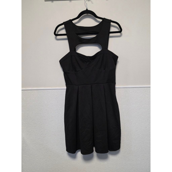 Forever 21 Dresses & Skirts - Women's Forever 21 Dress Size L Black‎